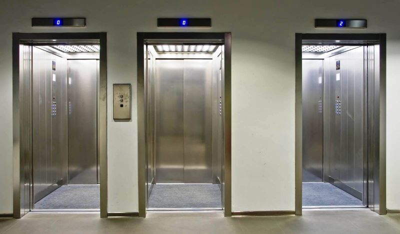 آسانسور کششی یا هیدرولیکی