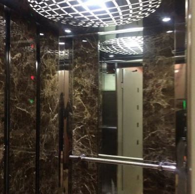 نوع آینه ی آسانسور